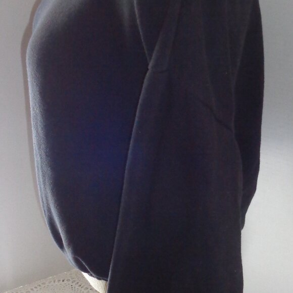 Cropped Hoodie / Pullover Sweatshirt (O) - Picture 4 of 8